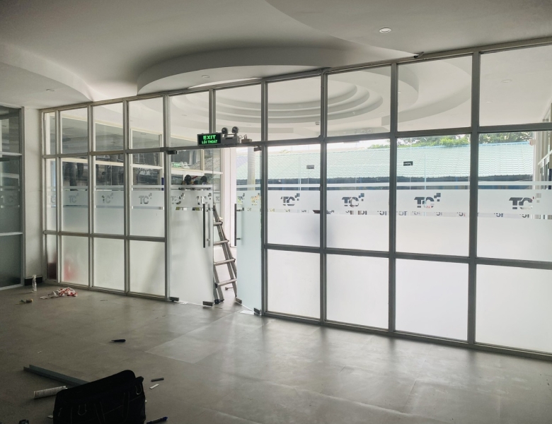 THI CÔNG CẢI TẠO VĂN PHÒNG WINNING LOUNGE TẠI TÂN BÌNH